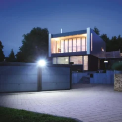 STEINEL XLED Pro 240 LED-ulkokohdevalo, musta