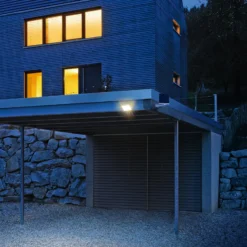 STEINEL XSolar L-S aurinkokäyttöinen LED-ulkoseinälamppu, valkoinen