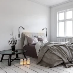 Sten LED-seinävalaisin eleohjauksella, musta