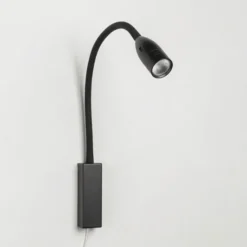 Sten LED-seinävalaisin eleohjauksella, musta