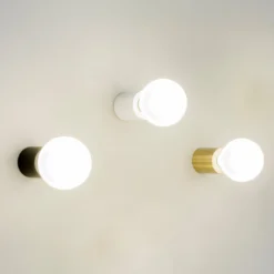 Ten - minimalistinen seinävalaisin, kulta
