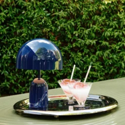 Tom Dixon Akku-pöytälamppu BELL PORTABLE, indigo, 28 cm IP44