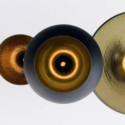 Tom Dixon Beat Tall -LED-riippuvalo, musta