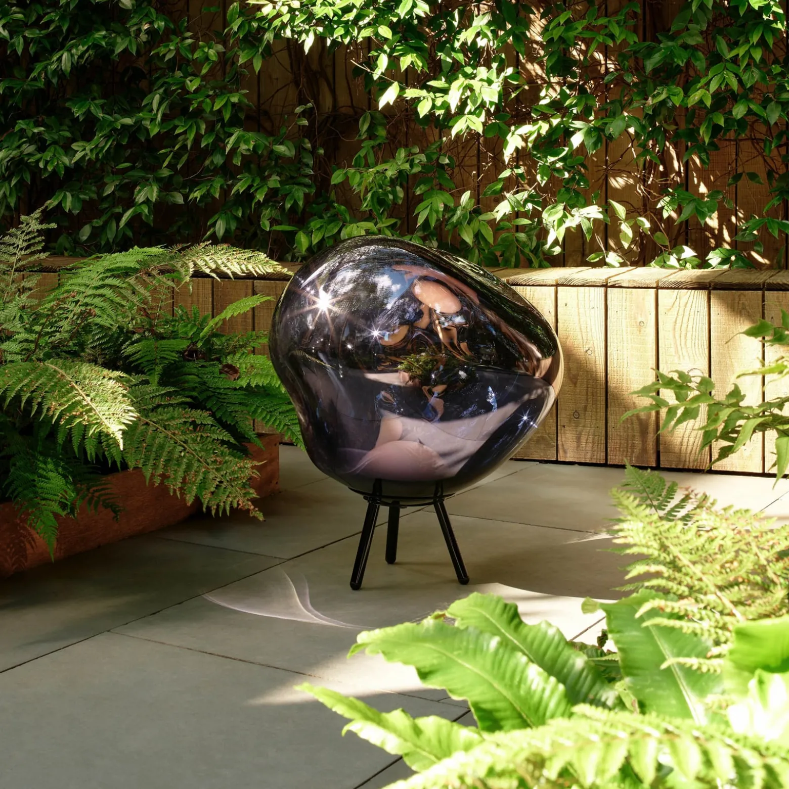 Tom Dixon LED-akku-terassilamppu Melt large, savuharmaa