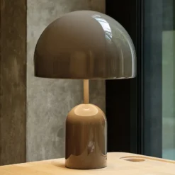 Tom Dixon LED-pöytälamppu Bell, taupe, korkeus 43 cm, himmennettävä