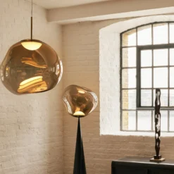 Tom Dixon LED-riippuvalaisin Melt, Ø 50 cm, pronssinen