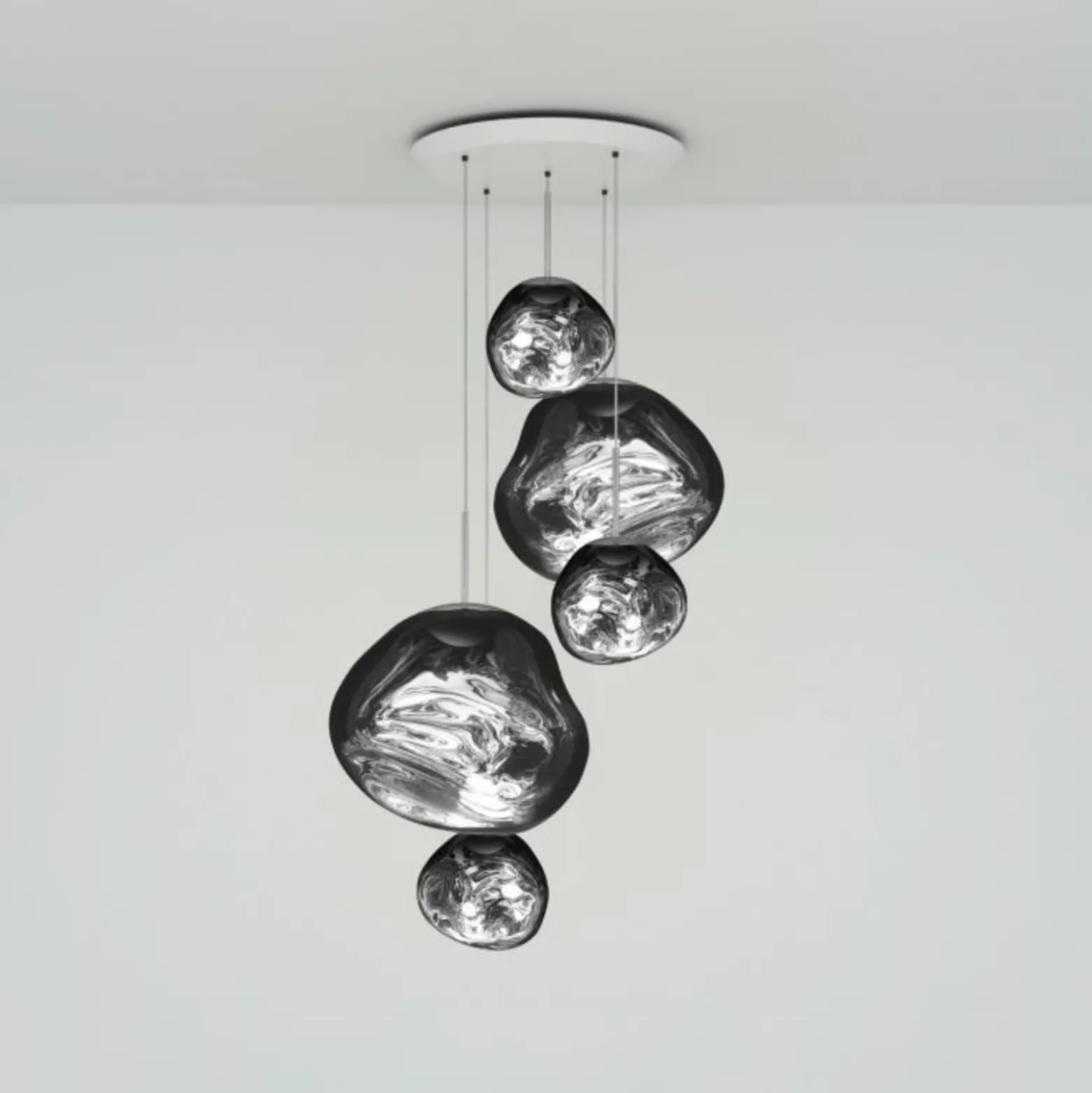 Tom Dixon riippuvalo Melt Large Round, Ø 95 cm, kromi