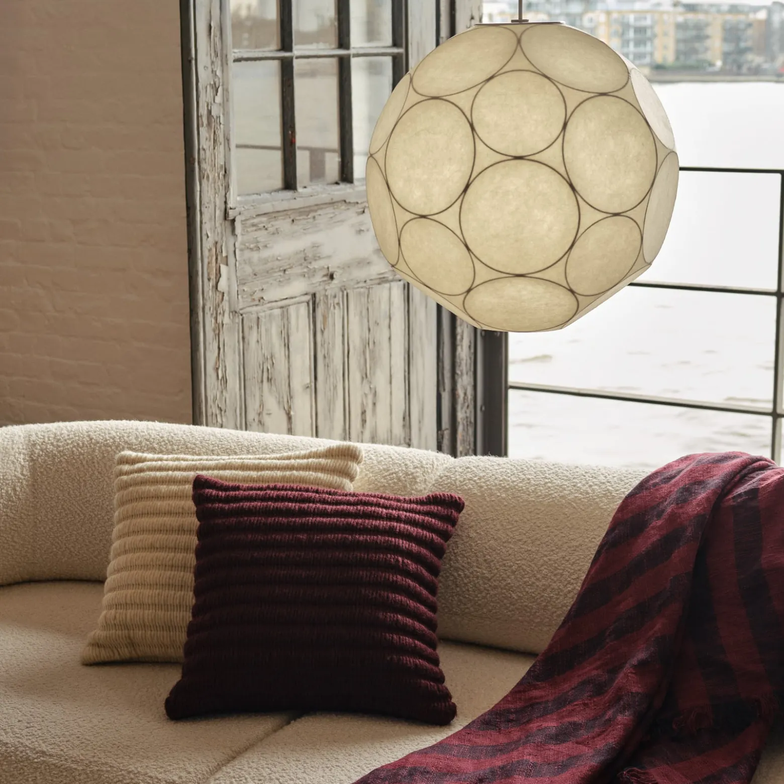 Tom Dixon Soft-riippuvalo, Ø 45 cm, valkoinen, muovi, E27