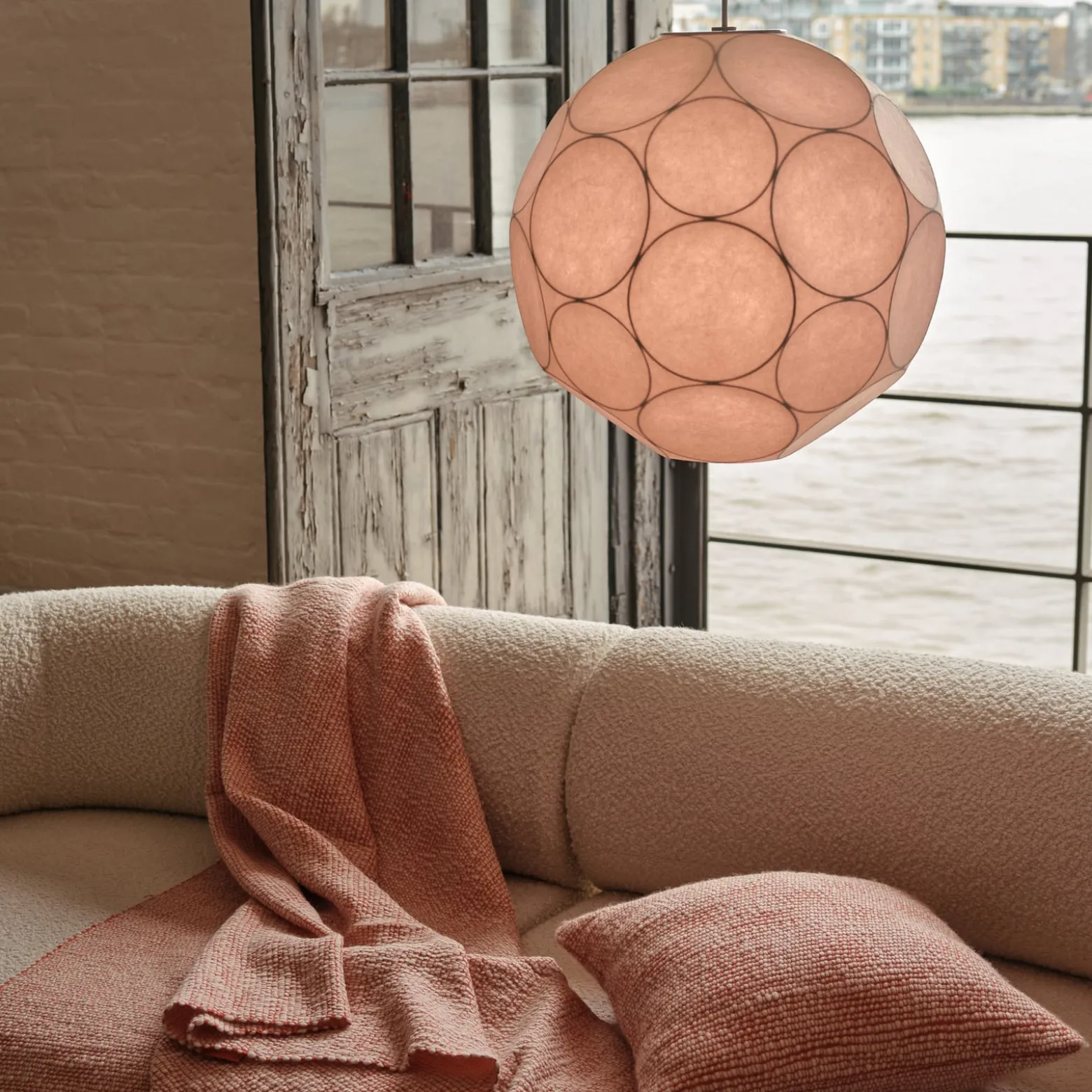 Tom Dixon Soft-riippuvalo, Ø 45 cm, valkoinen, muovi, E27