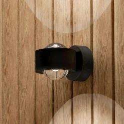 Treviolo-LED-ulkoseinälamppu, musta, ulkonema 12 cm, 2-lamppuinen