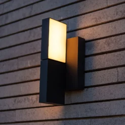 TWISTO-LED-ulkoseinävalaisin, tummanharmaa, leveys 15 cm, IP65