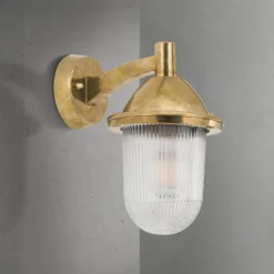 Ulkopuolinen seinävalaisin York, messinki, lasi uurrettu, E27, IP54