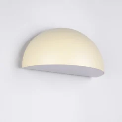 Ulkoseinävalaisin MAAS, kermanvärinen, leveys 27 cm, metalli, IP44
