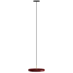 UMAGE LED-riippuvalaisin Asteria Mini, rubiininpunainen/messinki, Ø 31 cm