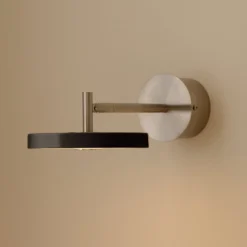 UMAGE LED-seinävalaisin Asteria Short, musta, teräs, kiinteä johdotus