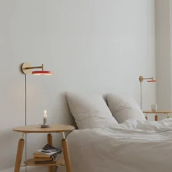 UMAGE LED-seinävalaisin Asteria Short, ruusukulta/messinki, pistoke