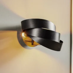 Vento seinävalaisin, musta, E14, metallia, 14 cm korkeus