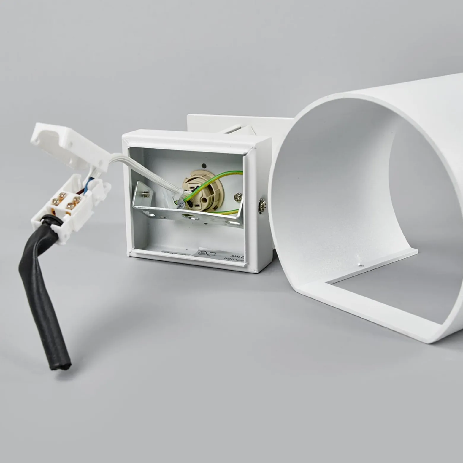 Xio LED-seinävalaisin, leveys 13 cm, valkoinen