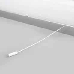 Yksinkertainen kylpyhuoneen valaisin Liana IP44